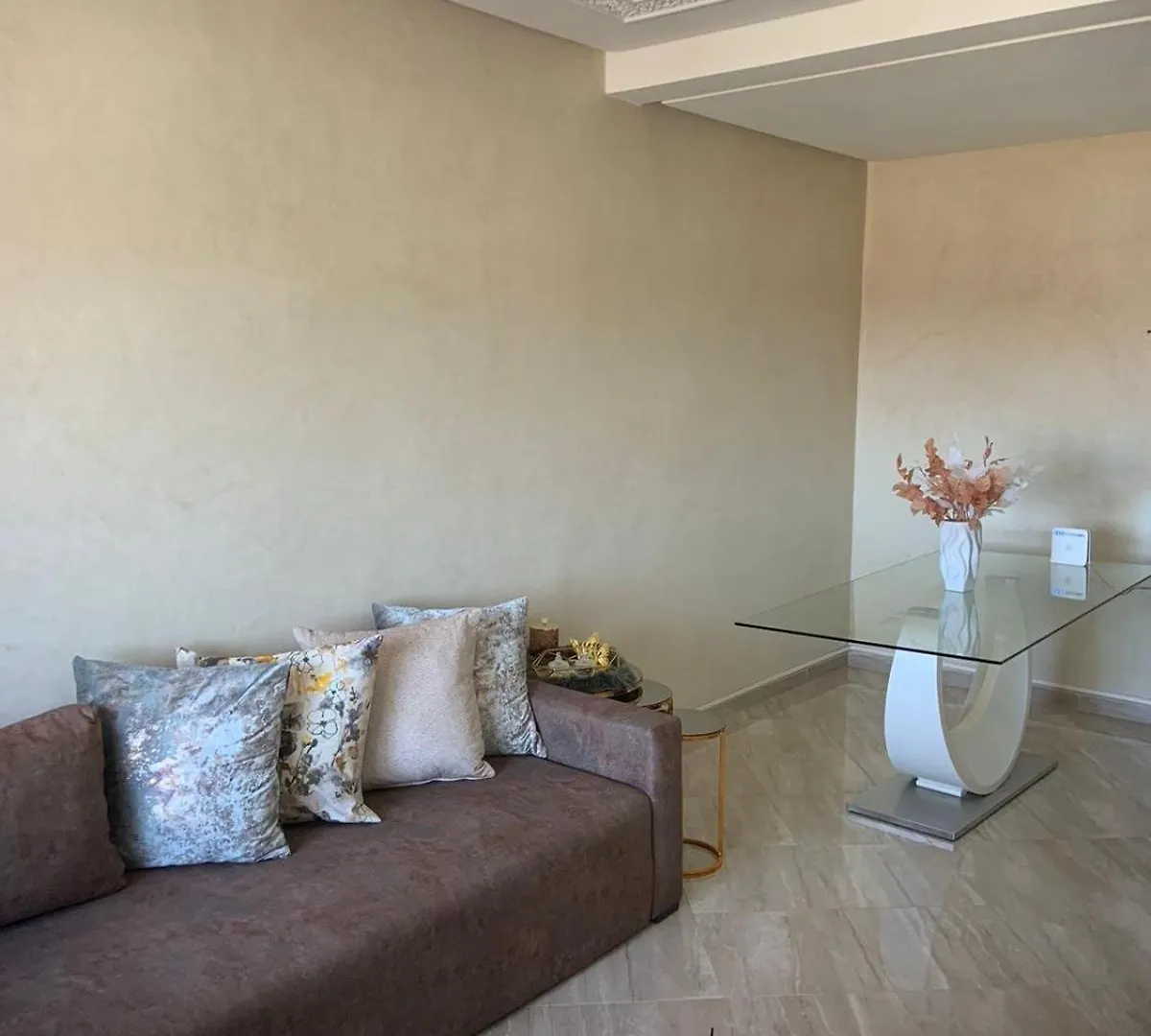 Superbe Appartement En Residence Avec Piscine Marrakesh